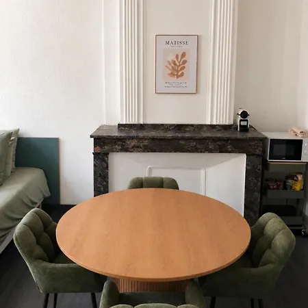 A 50 Pas De La Cite 卡尔卡松