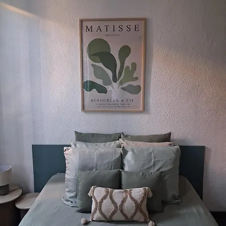 A 50 Pas De La Cite Apartmán *